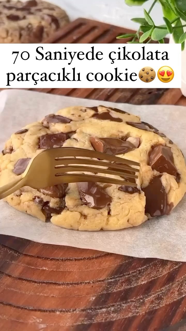 70 Saniyede Çikolatalı Cookie Tarifi